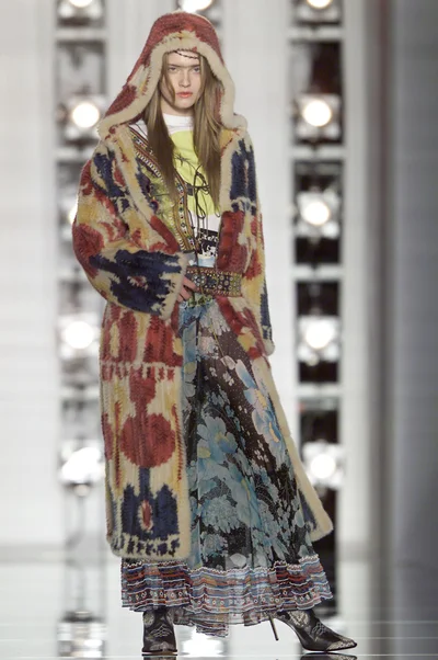 Look 37